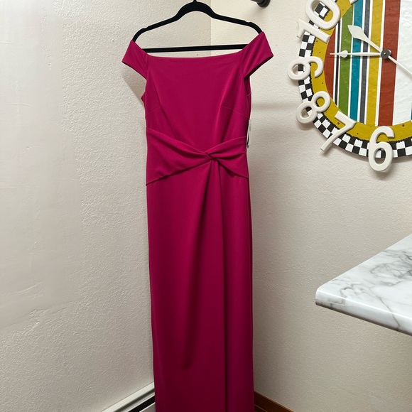 Ralph Lauren crepe off the shoulder dress 4 maxi Fuchsia STUNNING - Picture 8 of 11